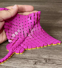 Load image into Gallery viewer, Flexi Ocean Ray Sensory Fidget - Choose Your Own Colors
