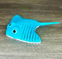 Load image into Gallery viewer, Flexi Stingray Sensory Fidget - Choose Your Own Colors
